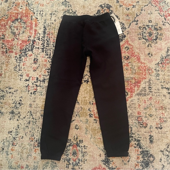 NWT Aritzia Black Sweatpants - Picture 3 of 5